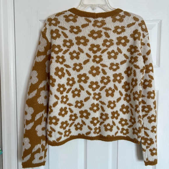 SO Women’s Cardigan - Picture 2 of 3